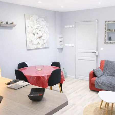 Apartament T3 With Wifi Near The Sea
